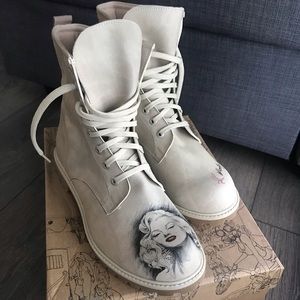 Marilyn Monroe Boots